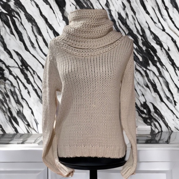 NWT Miracle Sweater M/L Cowl Neck Knit Cable Sweater - Picture 1 of 16